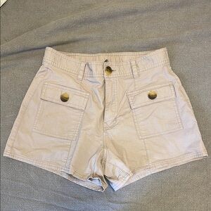 Vuori Women's Cream Cargo Shorts